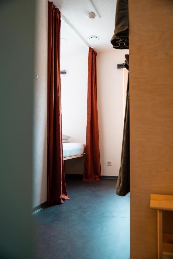 Bogentrakt Hostel คูร์ ภายนอก รูปภาพ